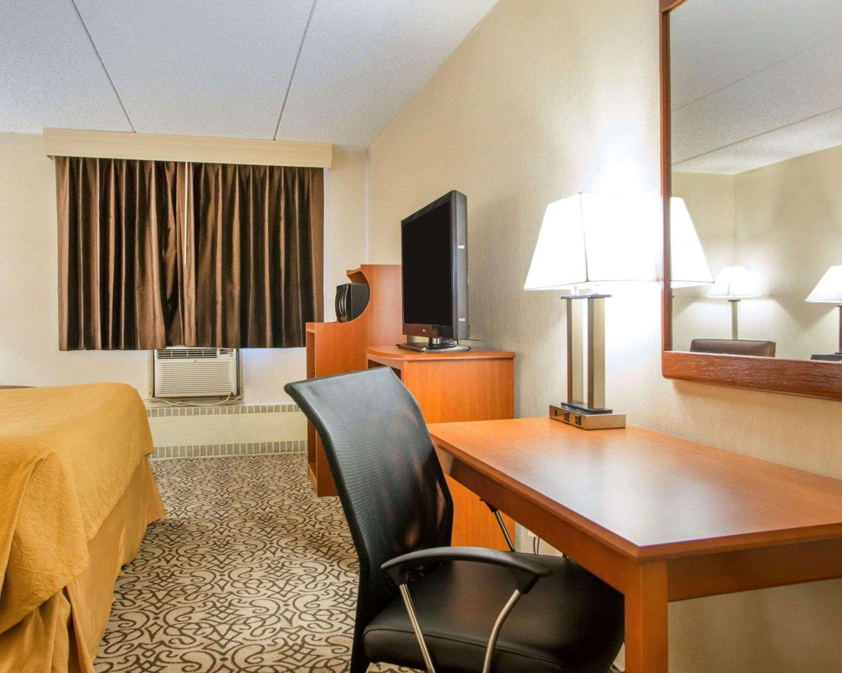 Quality Inn Stadium Area Green Bay Zewnętrze zdjęcie